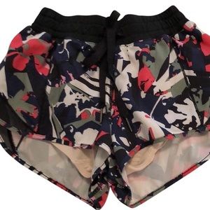 lululemon floral hotty hot shorts